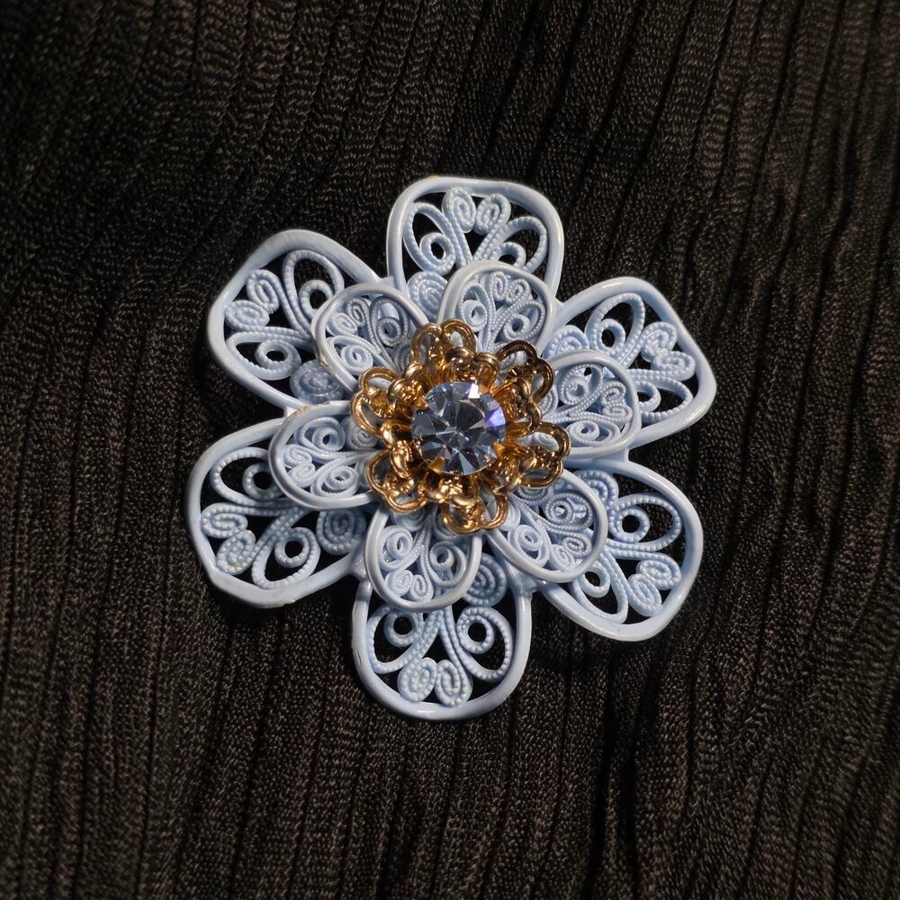 Vintage Blue Filigree Flower Brooch Rhinestone Floral Pin